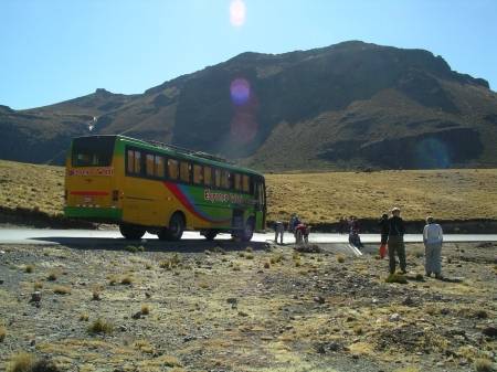 Bussin huoltotauko vlill Ica-Cusco