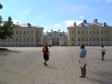 Rundalen palatsi